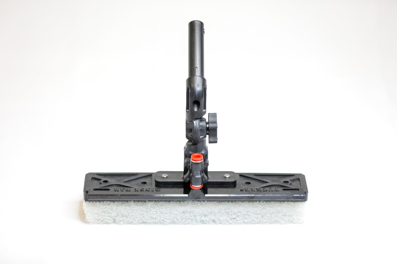 Alpha Scrubber With Pads